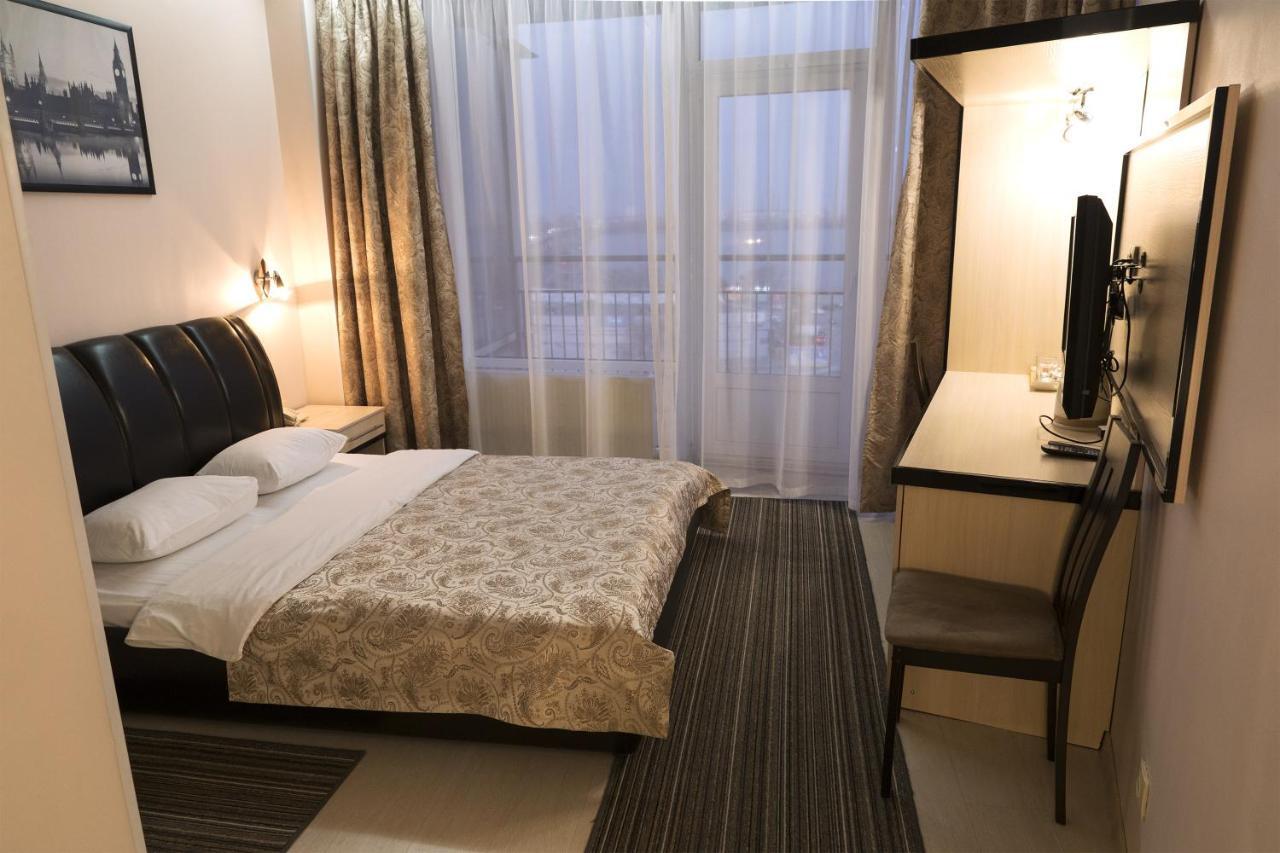 Staybridge Mini-Hotel In Most City Panoramic River View Dněpropetrovsk Exteriér fotografie