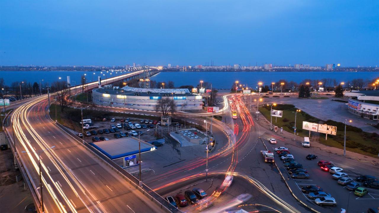 Staybridge Mini-Hotel In Most City Panoramic River View Dněpropetrovsk Exteriér fotografie